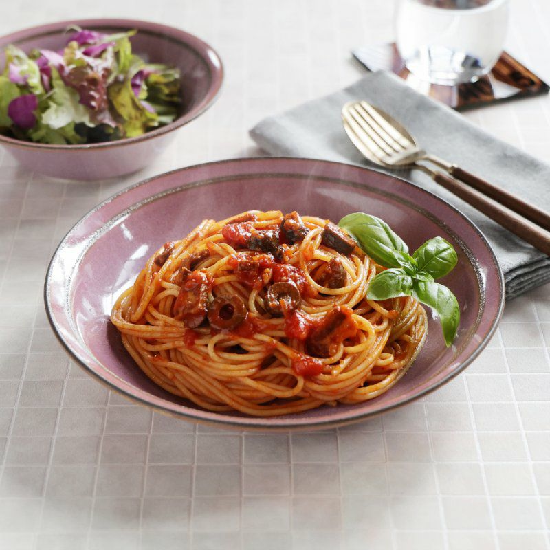 麻布十番シリーズ　イベリコ豚ベーコンと黒オリーブのアラビアータ画像2