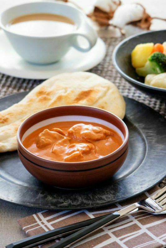 麻布十番シリーズ　バターチキンカレー 生クリーム仕立て